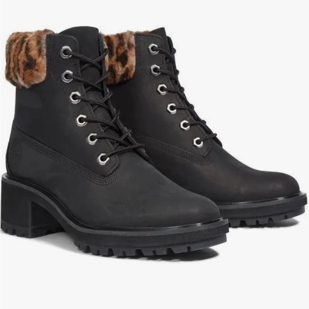 Black Women's Timberland KinsleyWaterproof Hiking Boot with fur Trim size 8